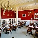 The Originals Boutique, Angleterre,