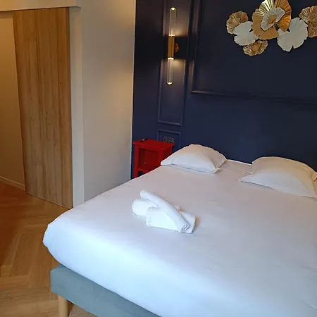 The Originals Boutique, D'angleterre,