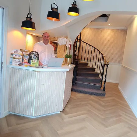 The Originals Boutique, D'angleterre, 2*